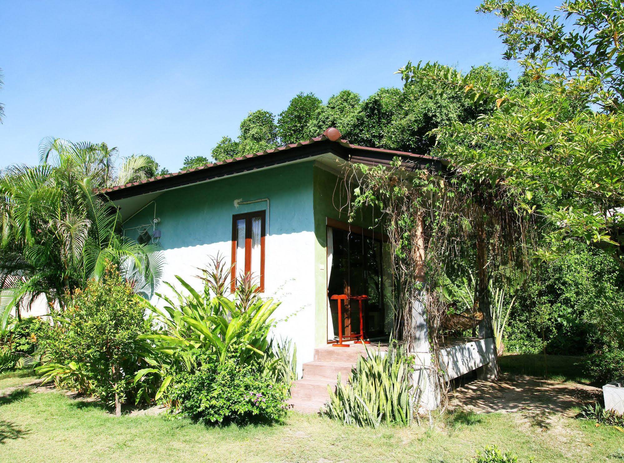 Sabaii Bay Resort