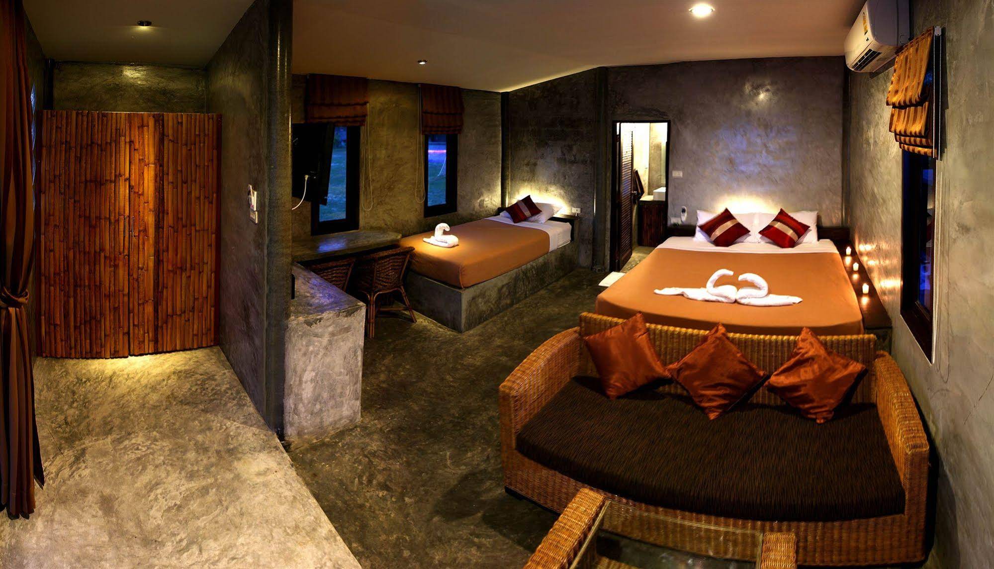 Sabaii Bay Resort