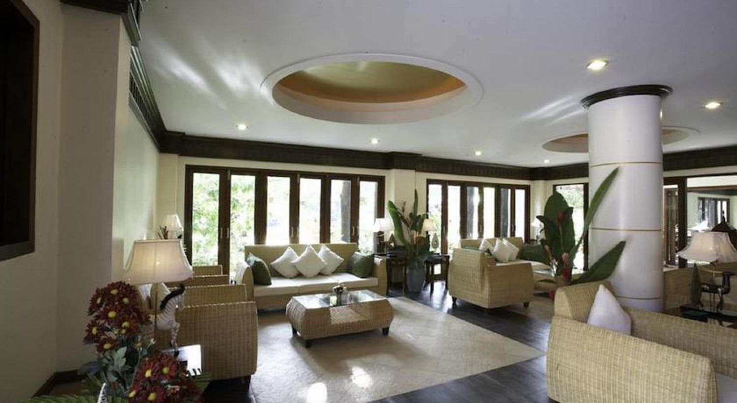 Salad Buri Resort & Spa