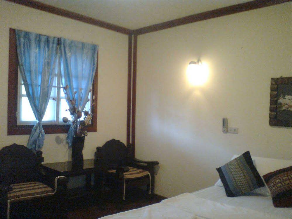 Sea Salad Resort