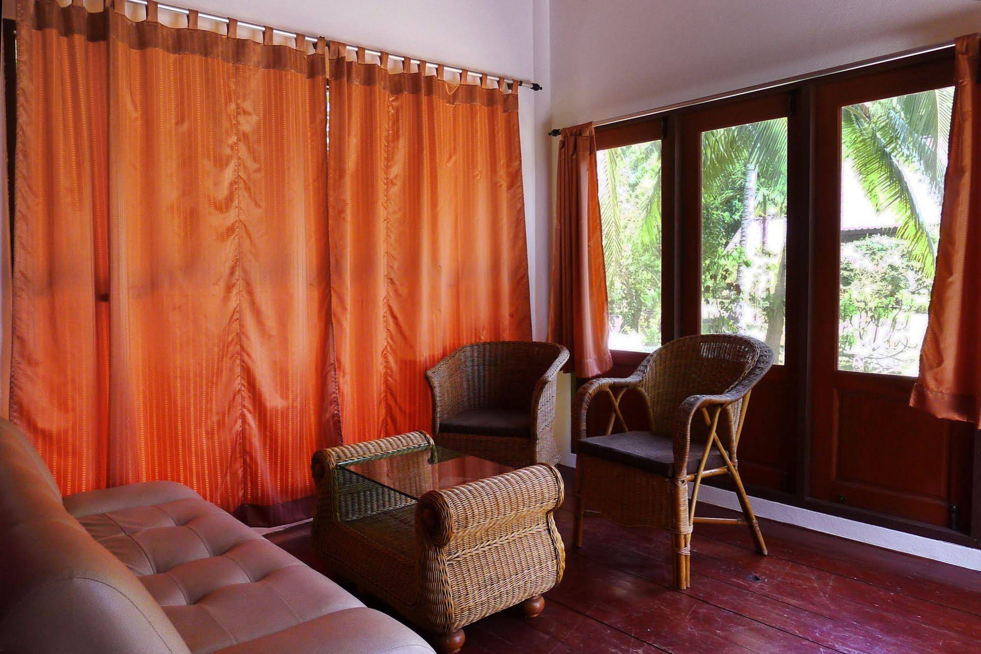 Seetanu Bungalows