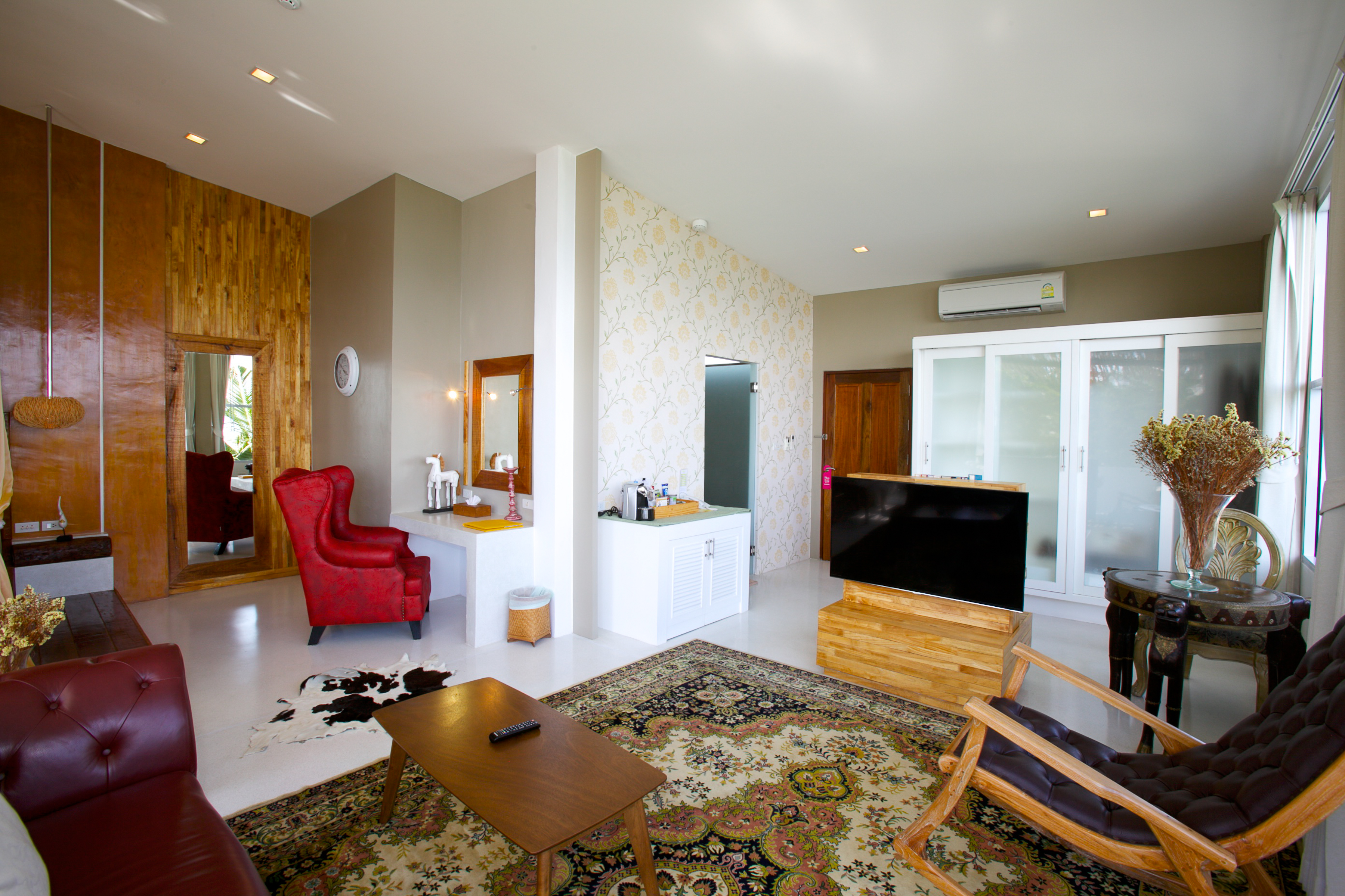 Summer Luxury Beach Resort