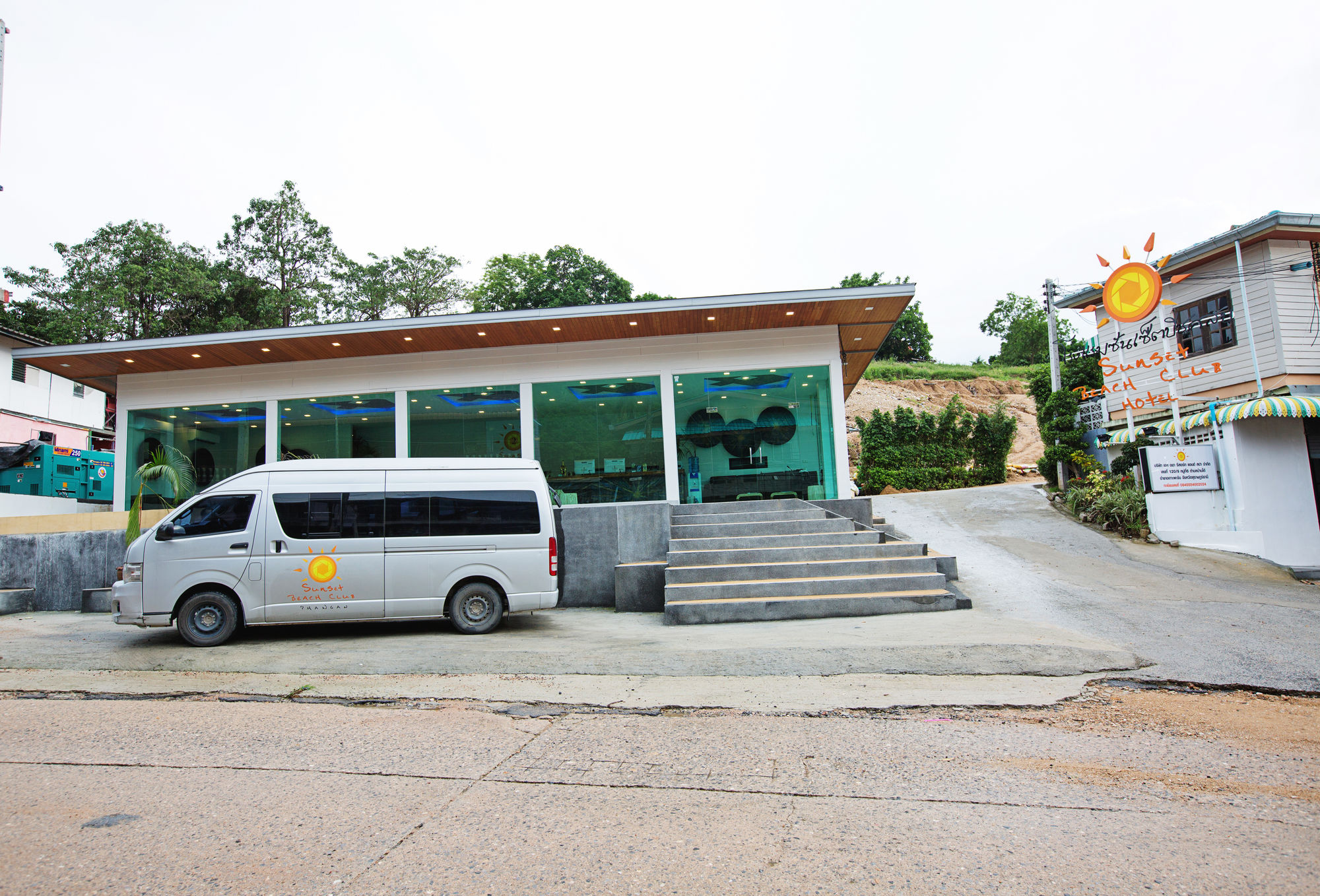 Sunset Beach Club Hotel & Spa