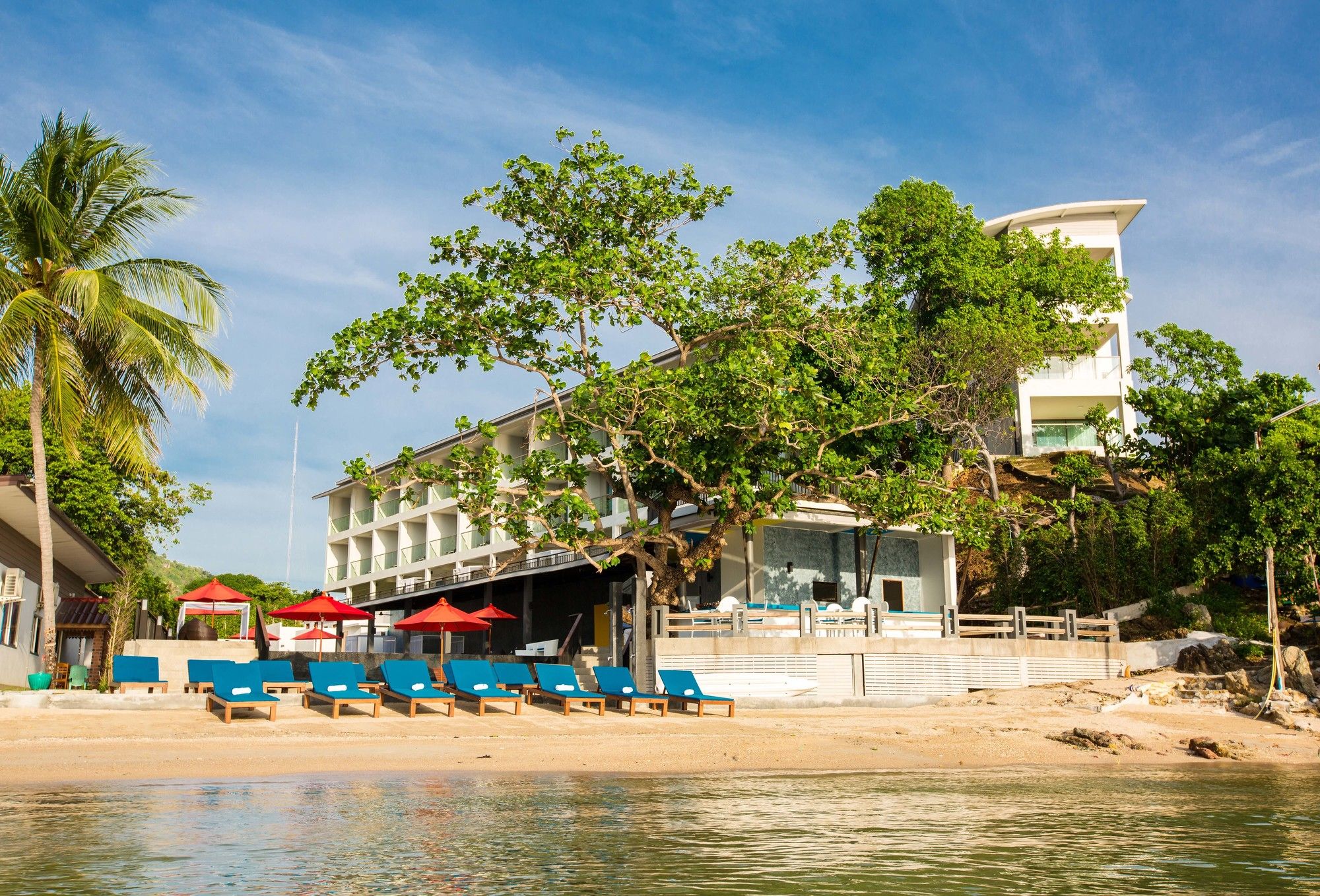 Sunset Beach Club Hotel & Spa