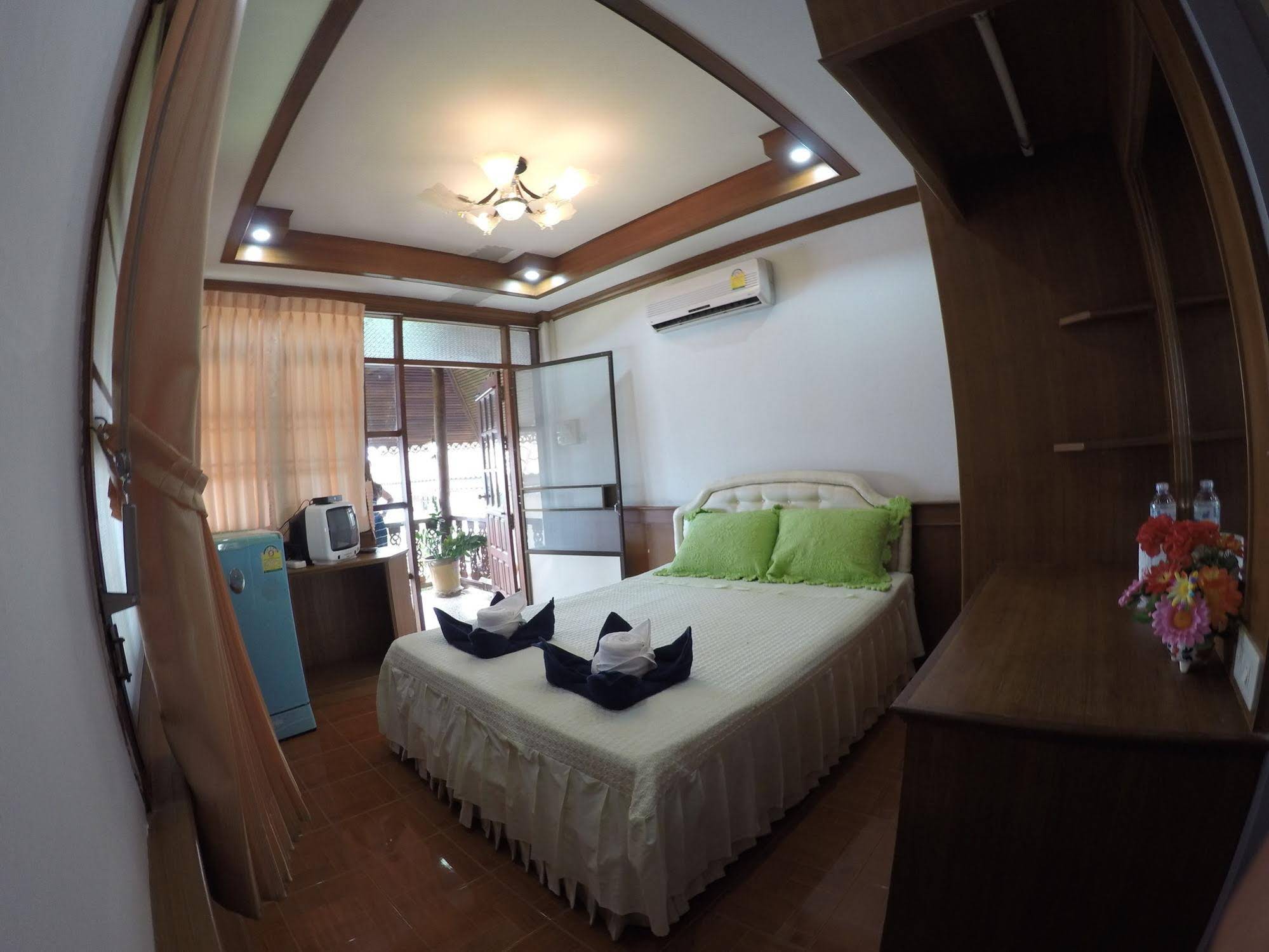 Tanyaporn House