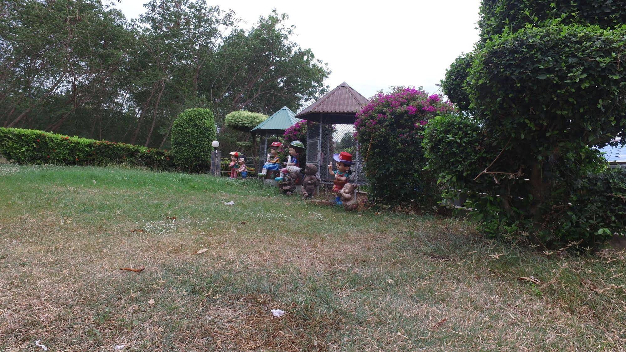 Tanyaporn House