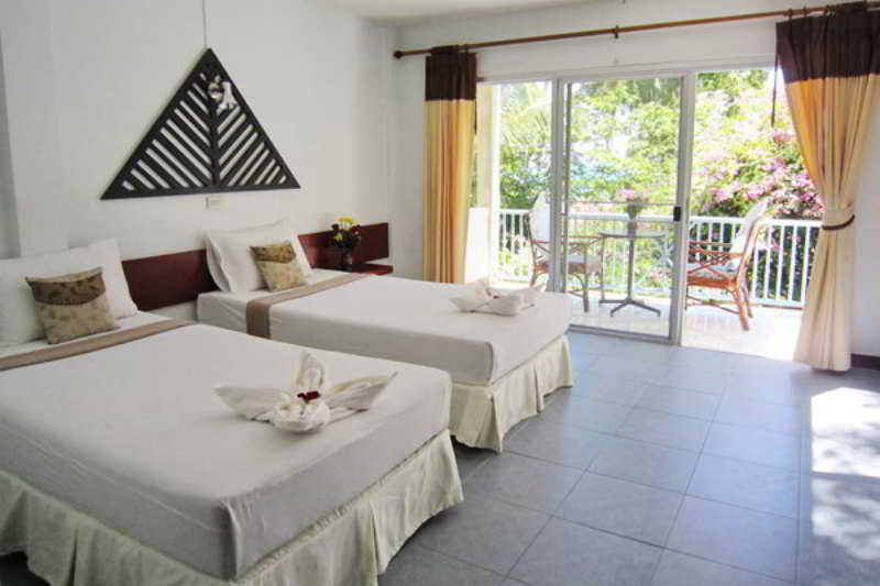 Thaniza Beachfront Resort