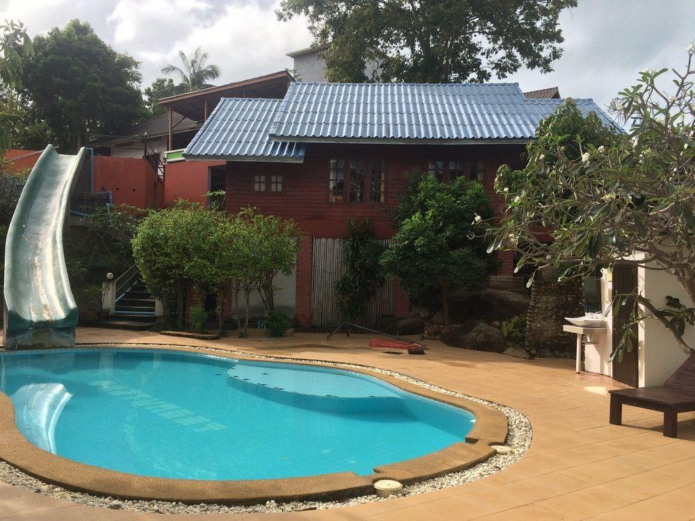Tharathip Resort