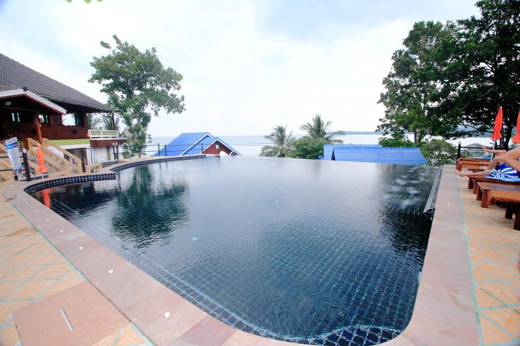 Tharathip Resort