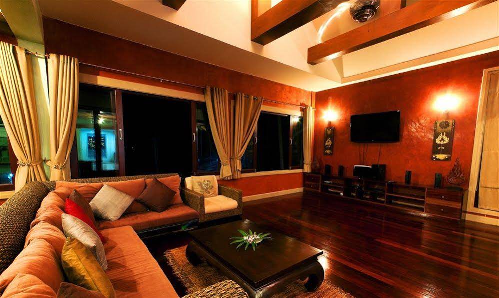 The Villa Hacienda