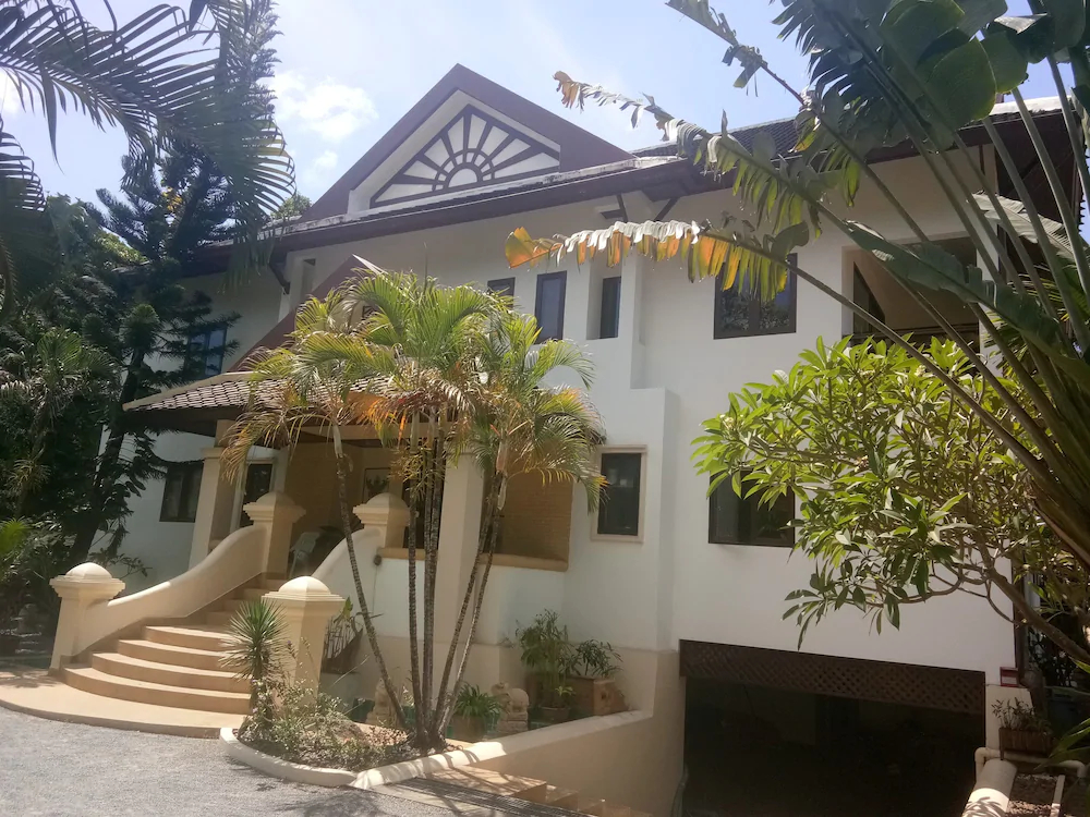 Royal Cottage Residence