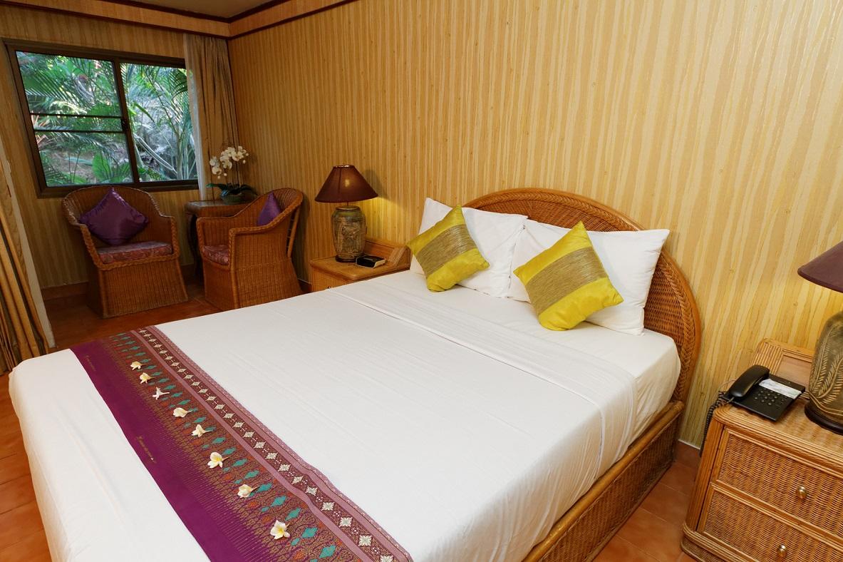 Samui Bayview Resort & Spa