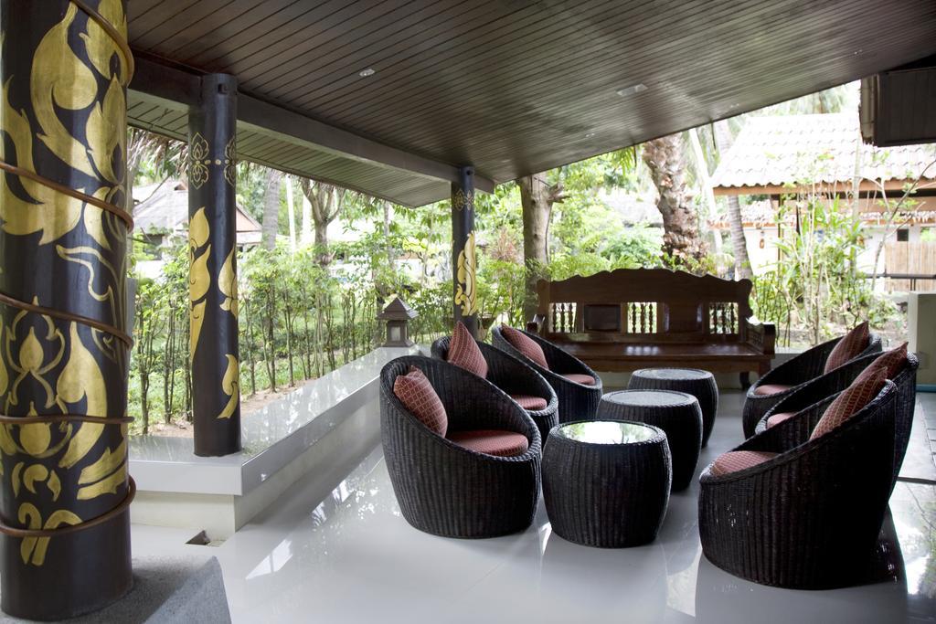 Lipa Lodge Beach Resort