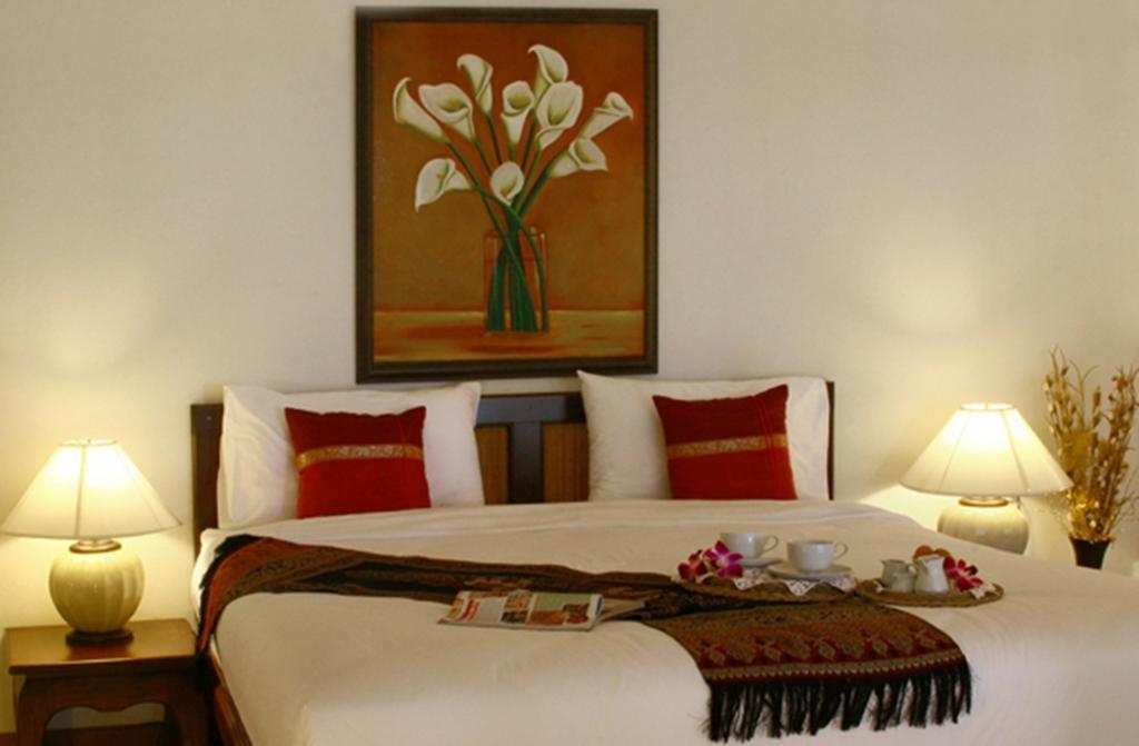Lipa Lodge Beach Resort