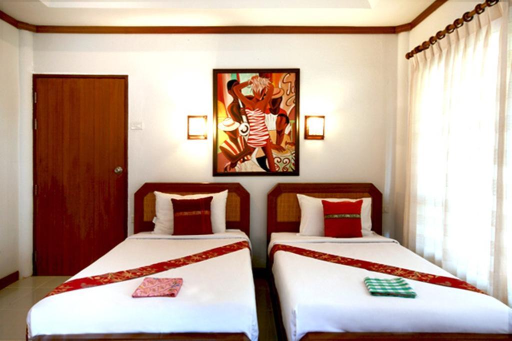 Lipa Lodge Beach Resort