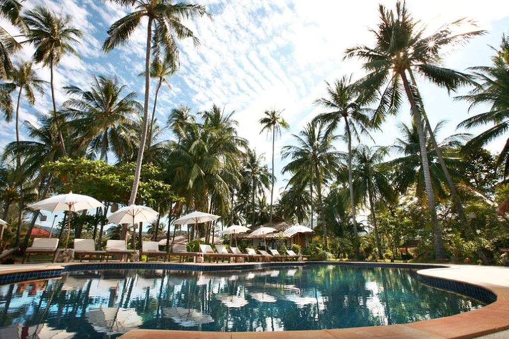 Lipa Lodge Beach Resort