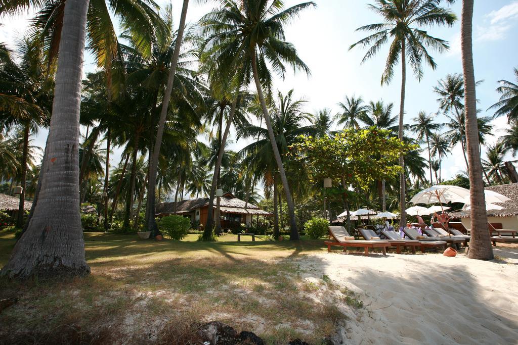 Lipa Lodge Beach Resort