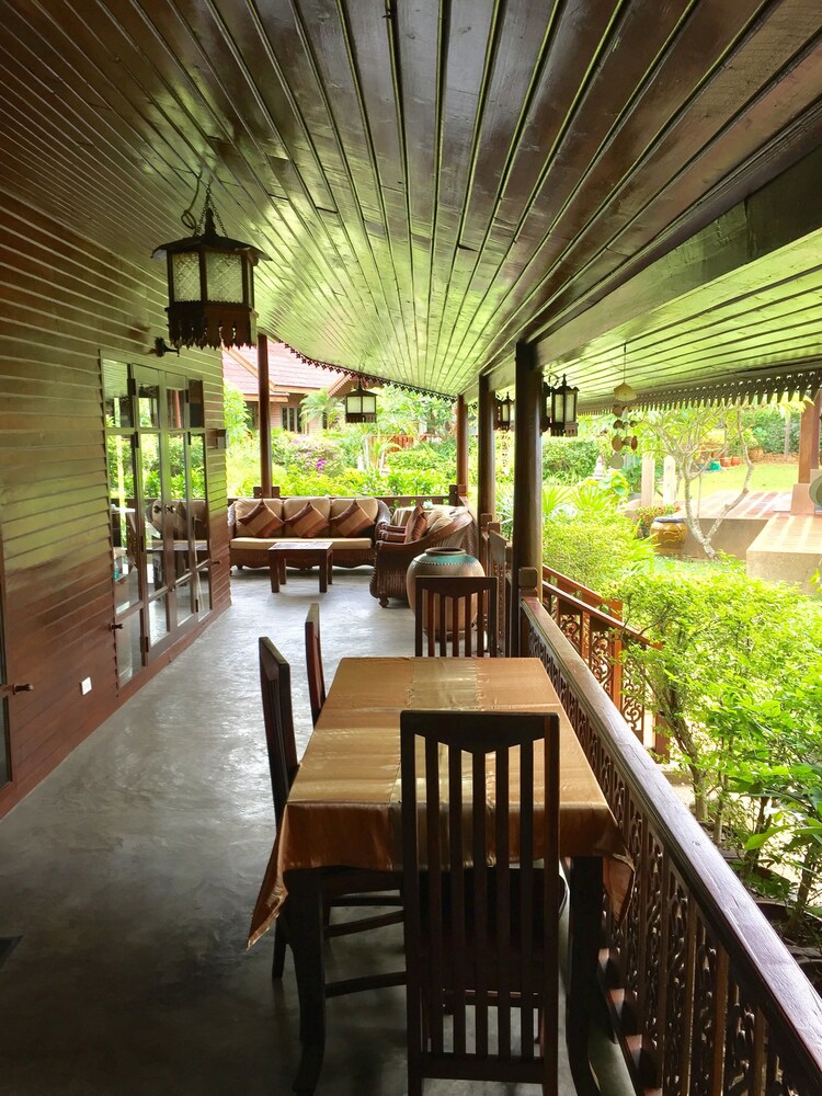 Baan Laem Noi Villa