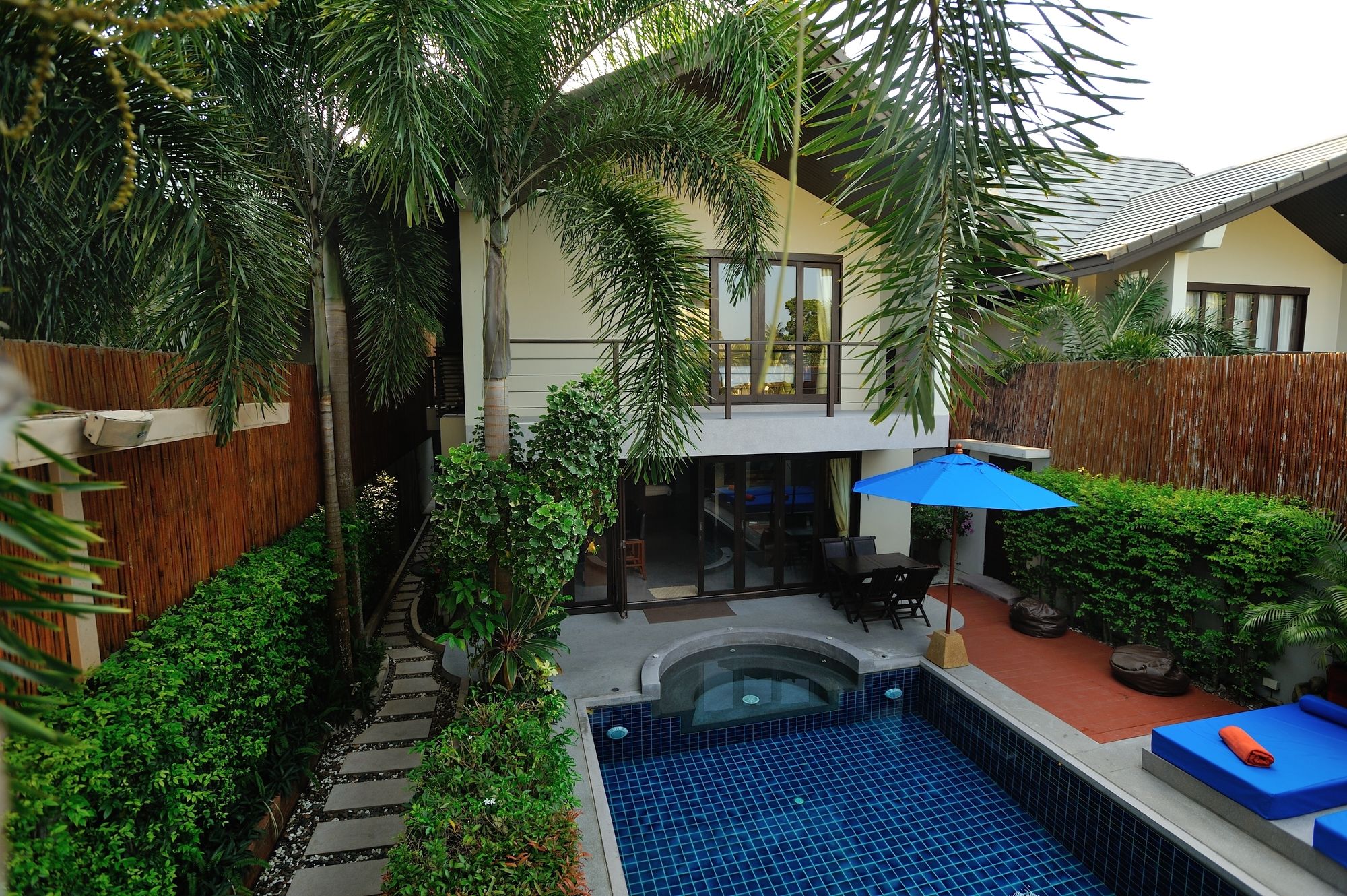 Ban Tai Estate