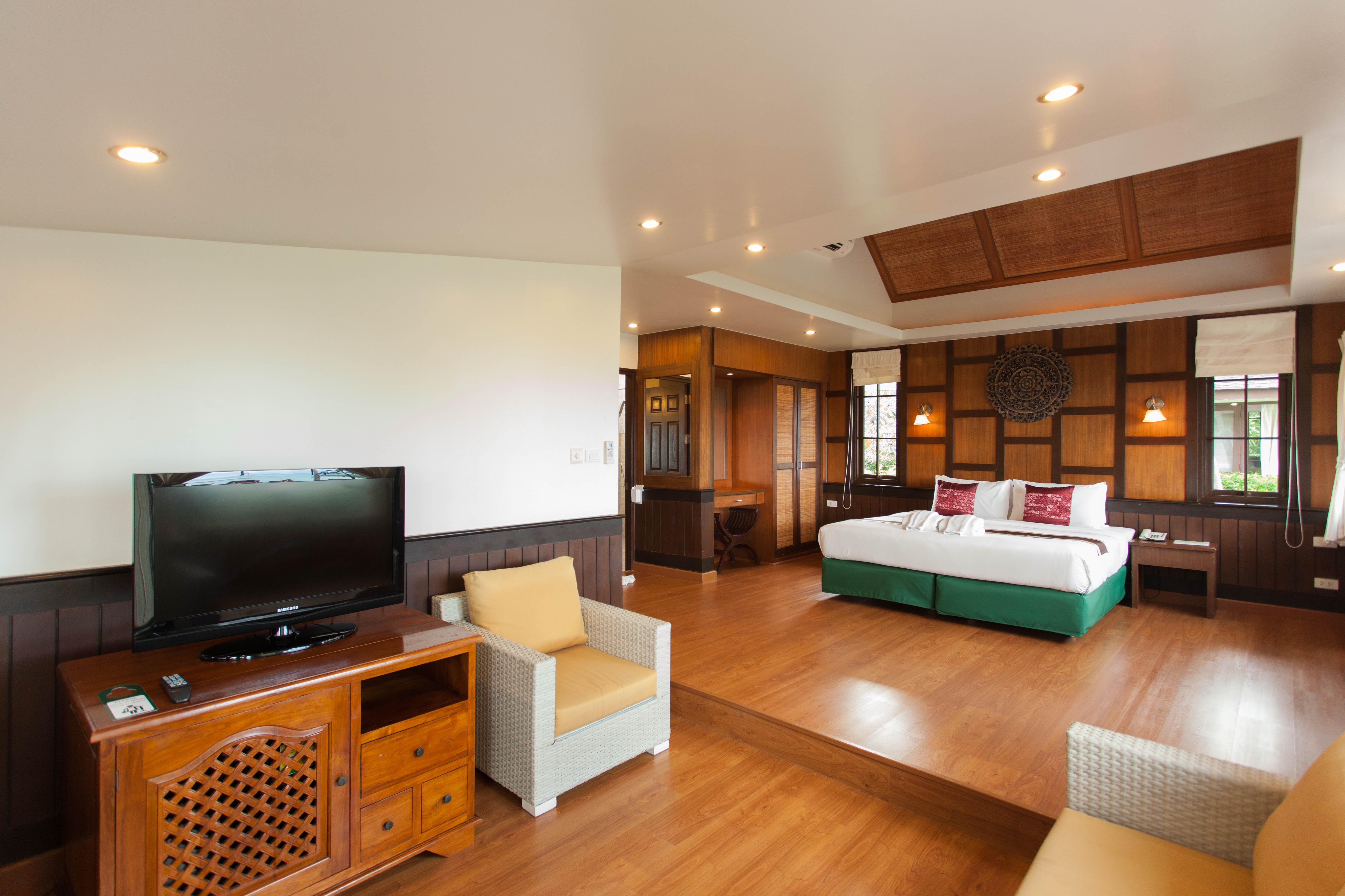 Coco Palm Beach Resort