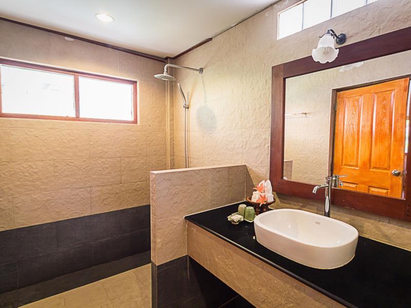 Coco Palm Beach Resort