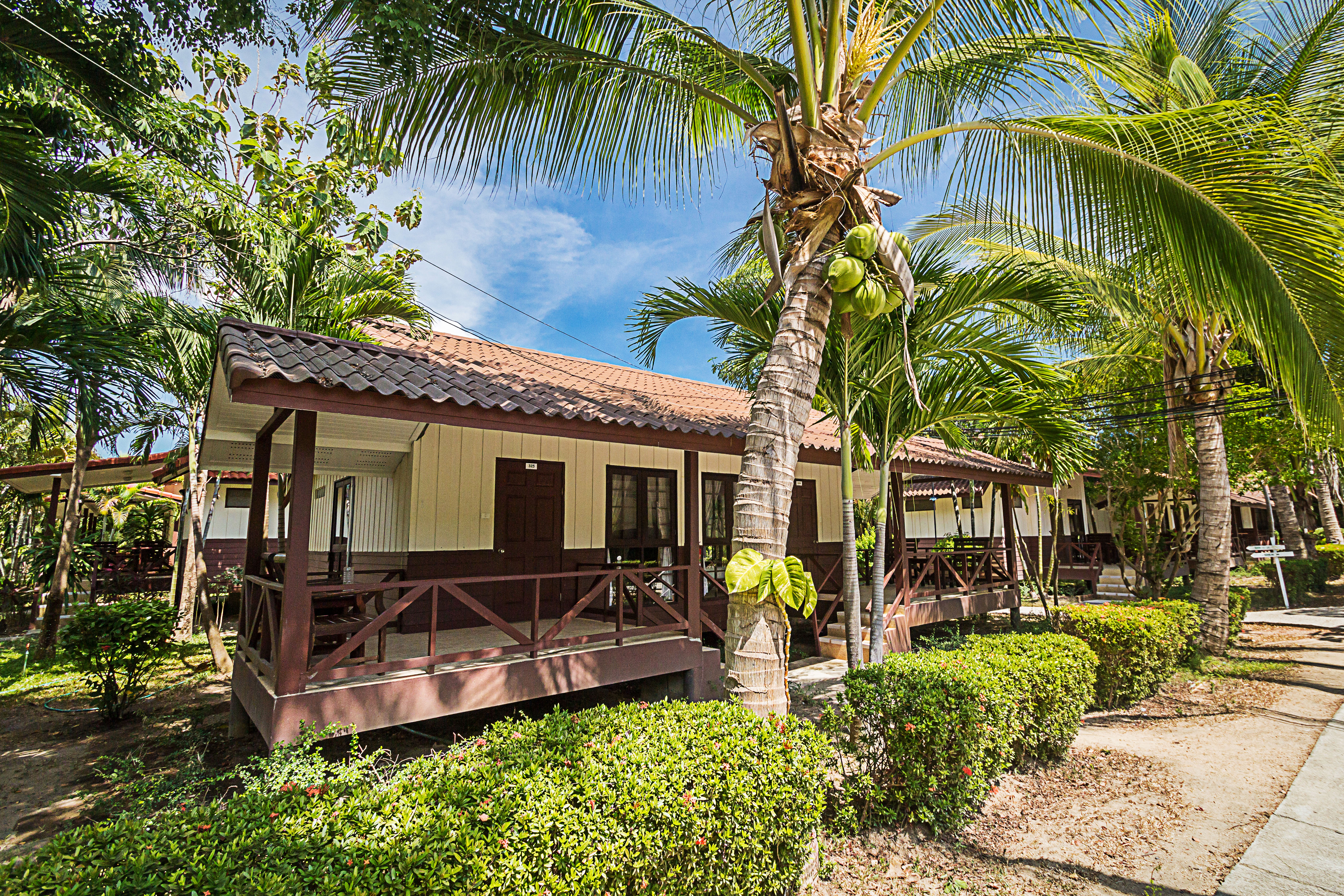 Coco Palm Beach Resort