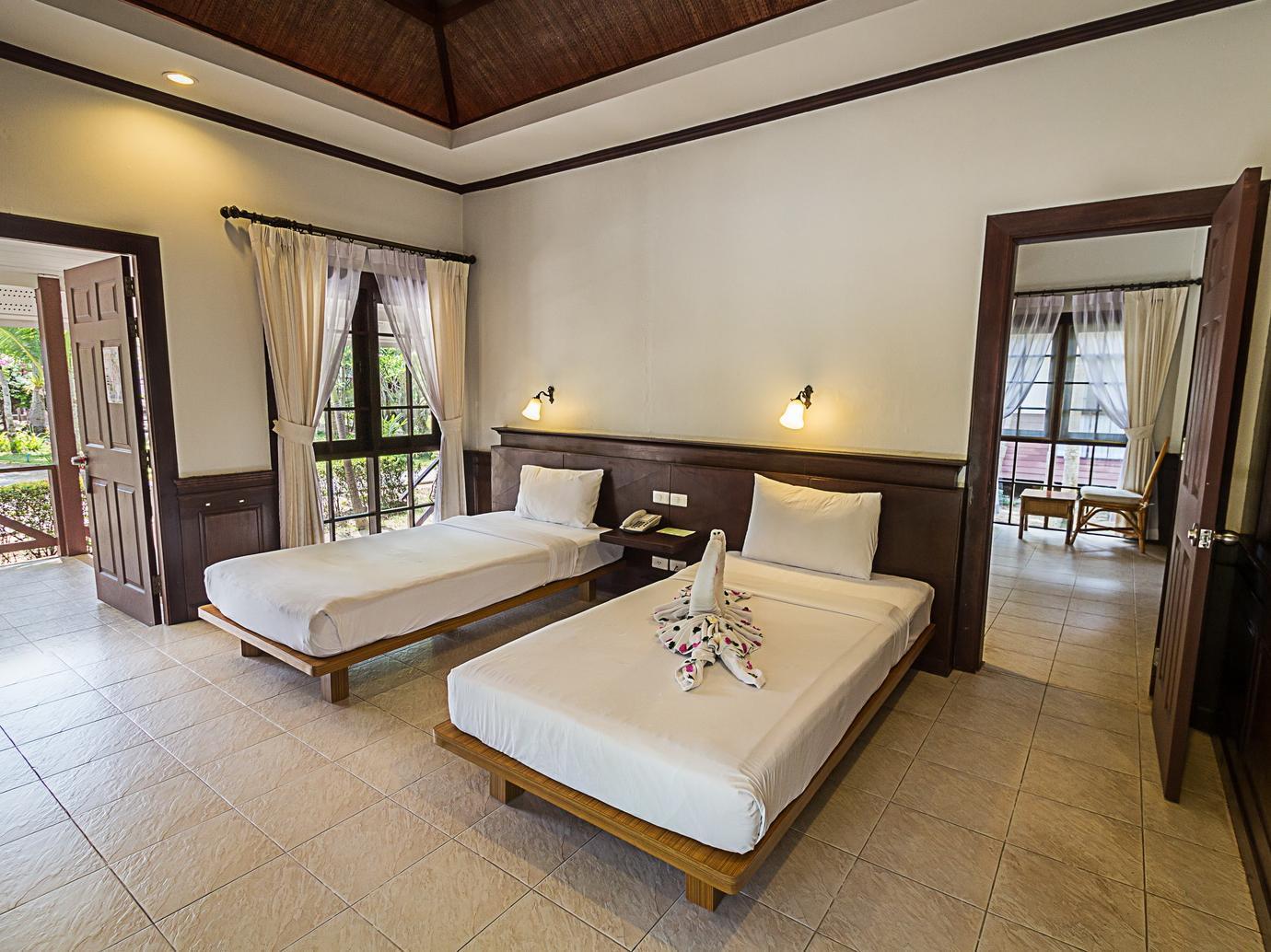 Coco Palm Beach Resort