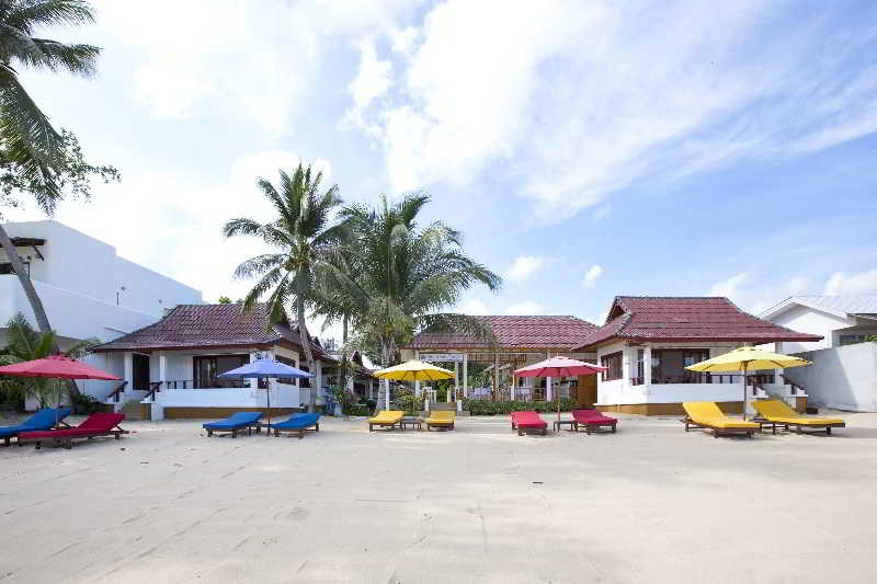 The Cosy Beach Resort