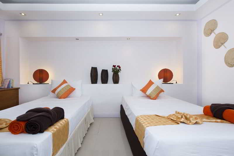 The Cosy Beach Resort