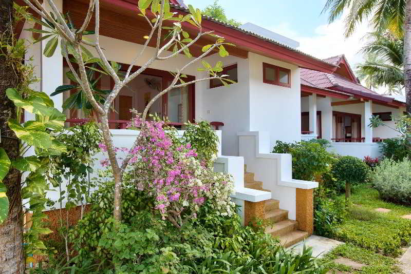 The Cosy Beach Resort