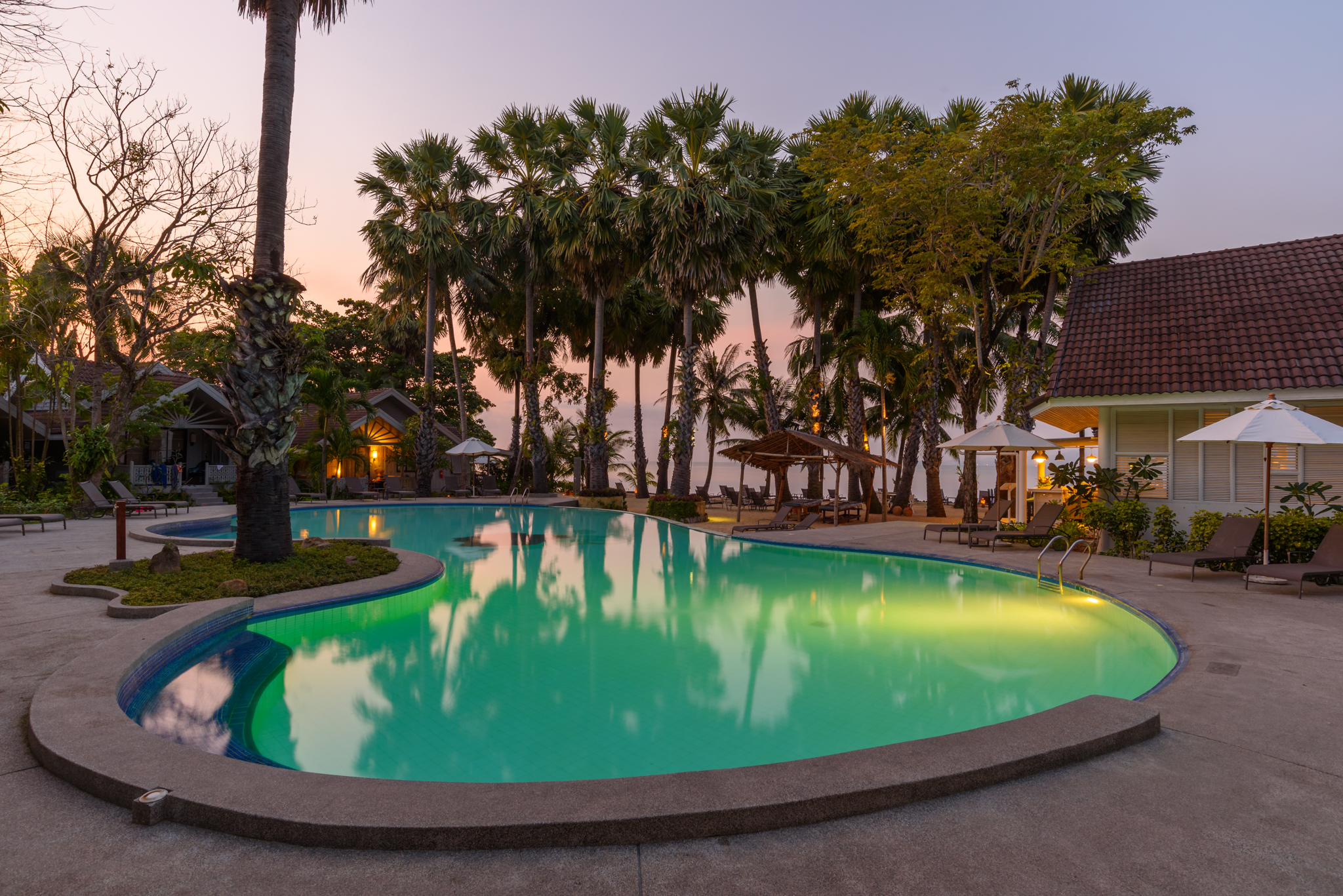 Paradise Beach Resort