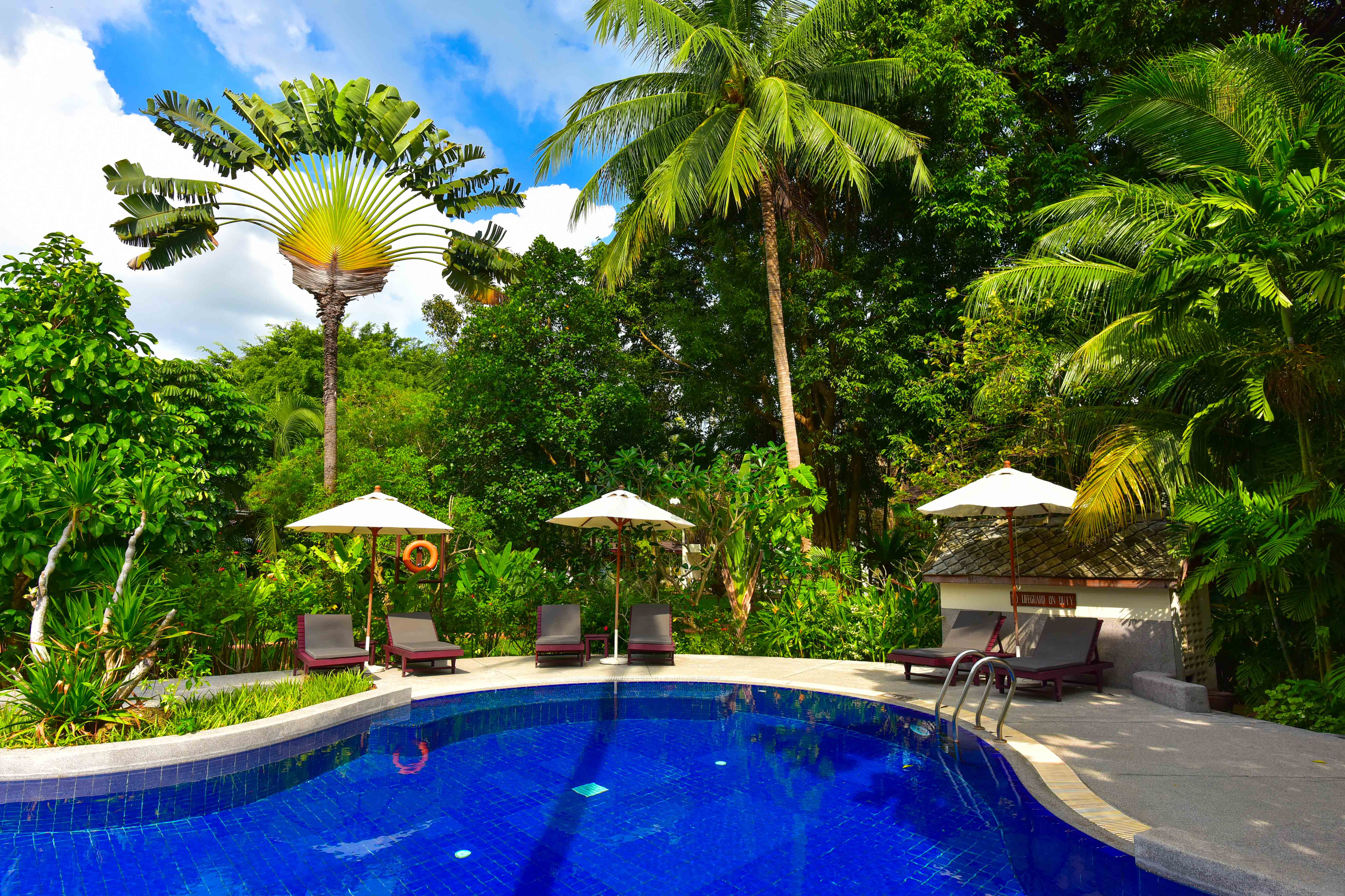Paradise Beach Resort