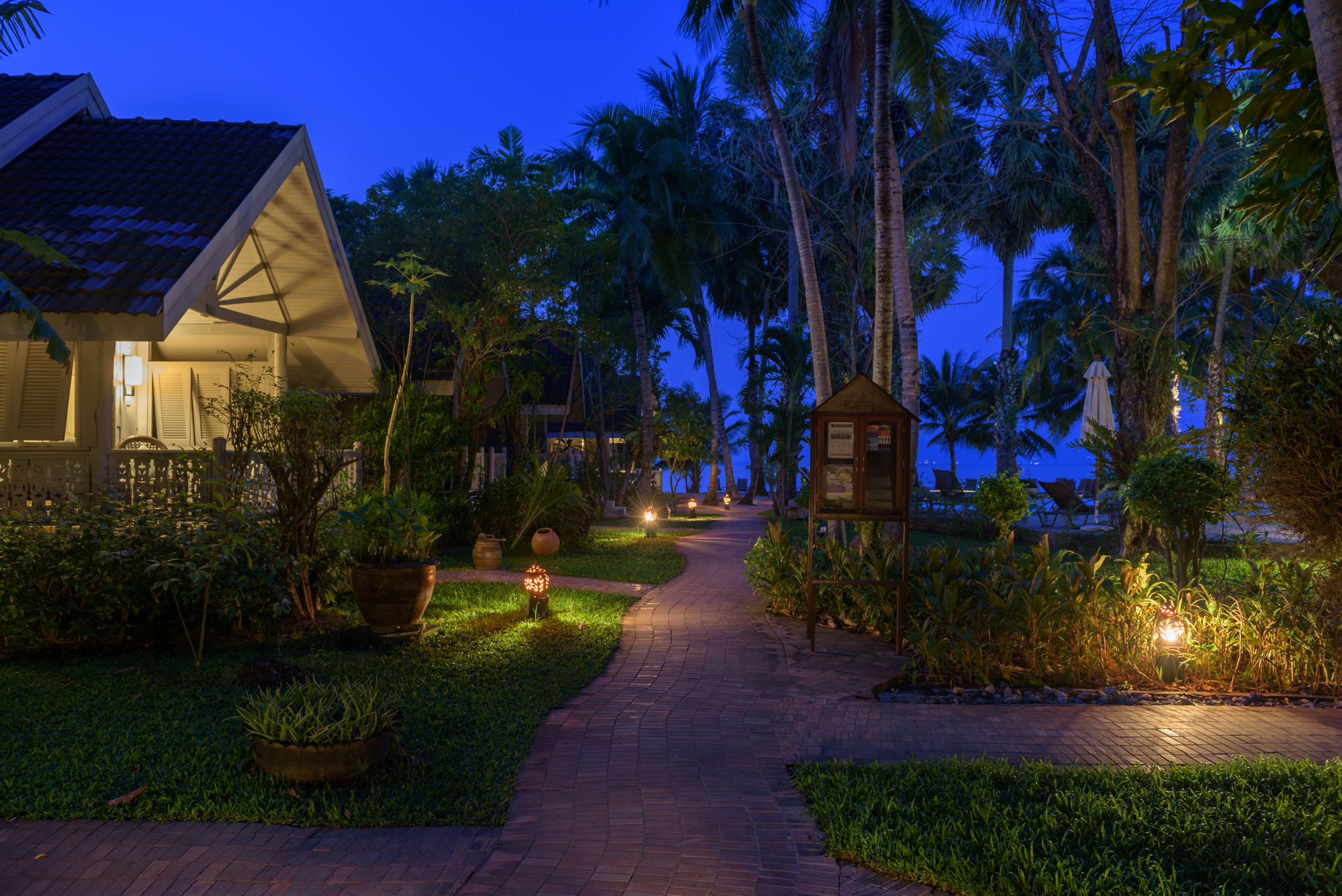 Paradise Beach Resort