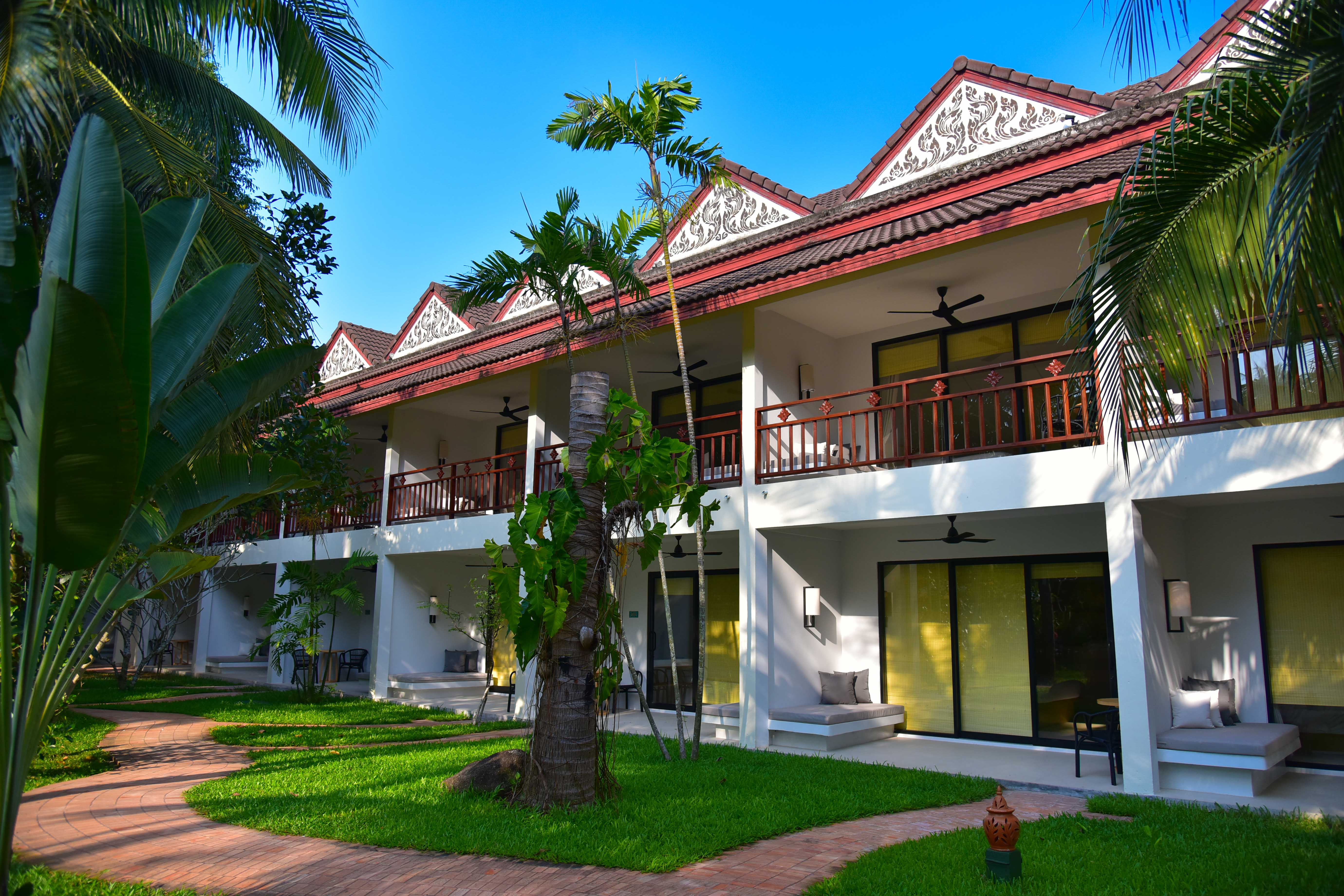 Paradise Beach Resort