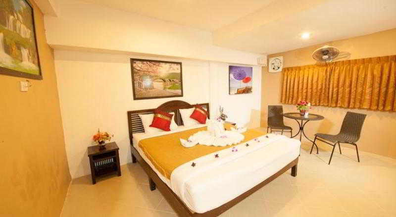 Rich Resort Beachside Hotel