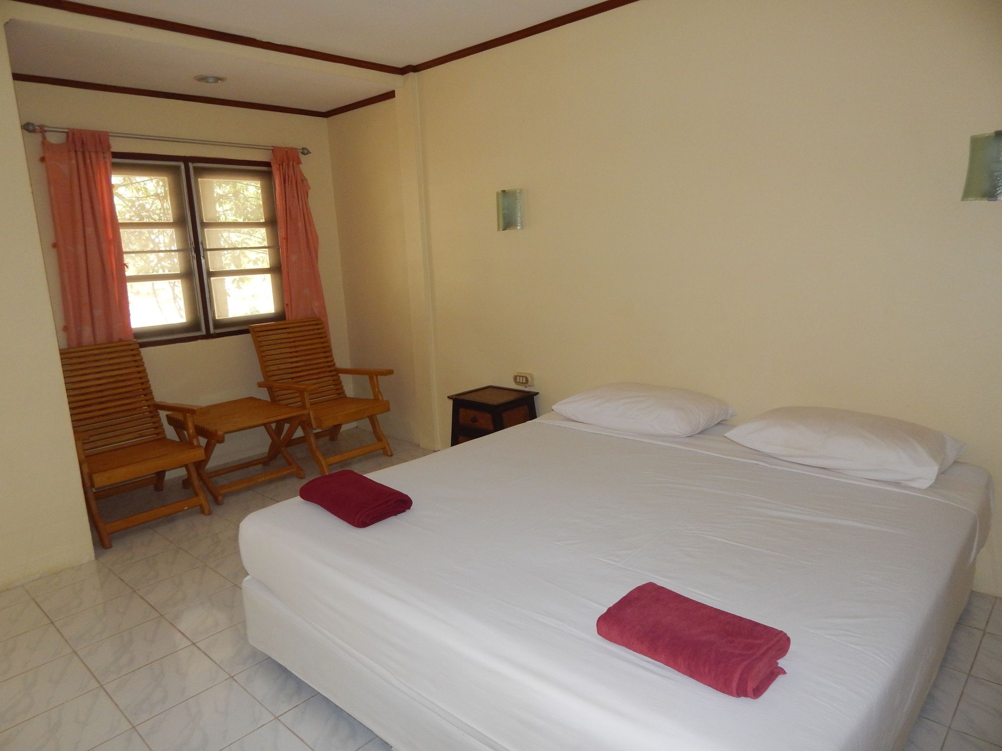 Jinta City Hotel