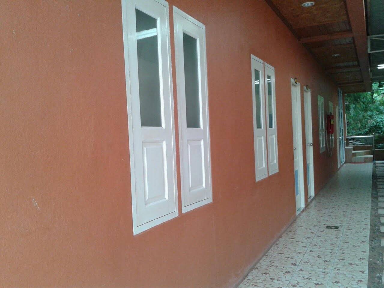 Amonrada House