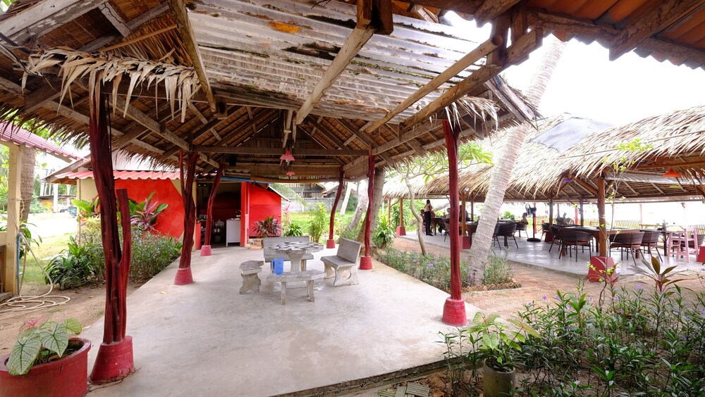 Lacoppola Garden Bungalow