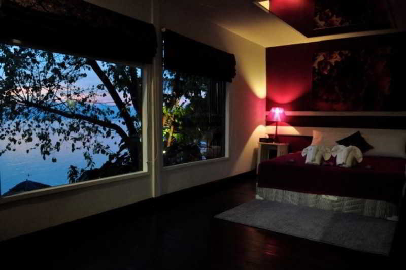 The Bay Resort & Restaurant