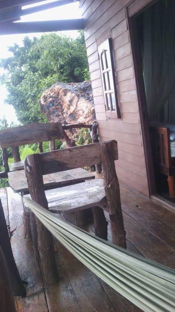 Aosi Resort Koh Jum Krabi