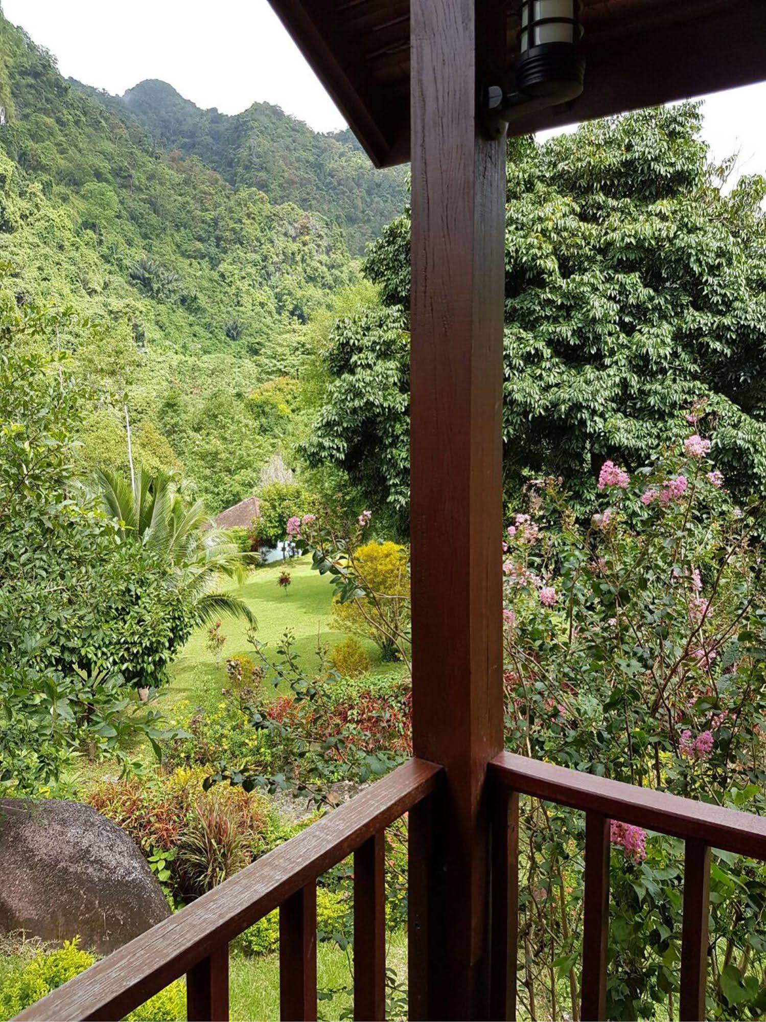 Phanom Bencha Mountain Resort