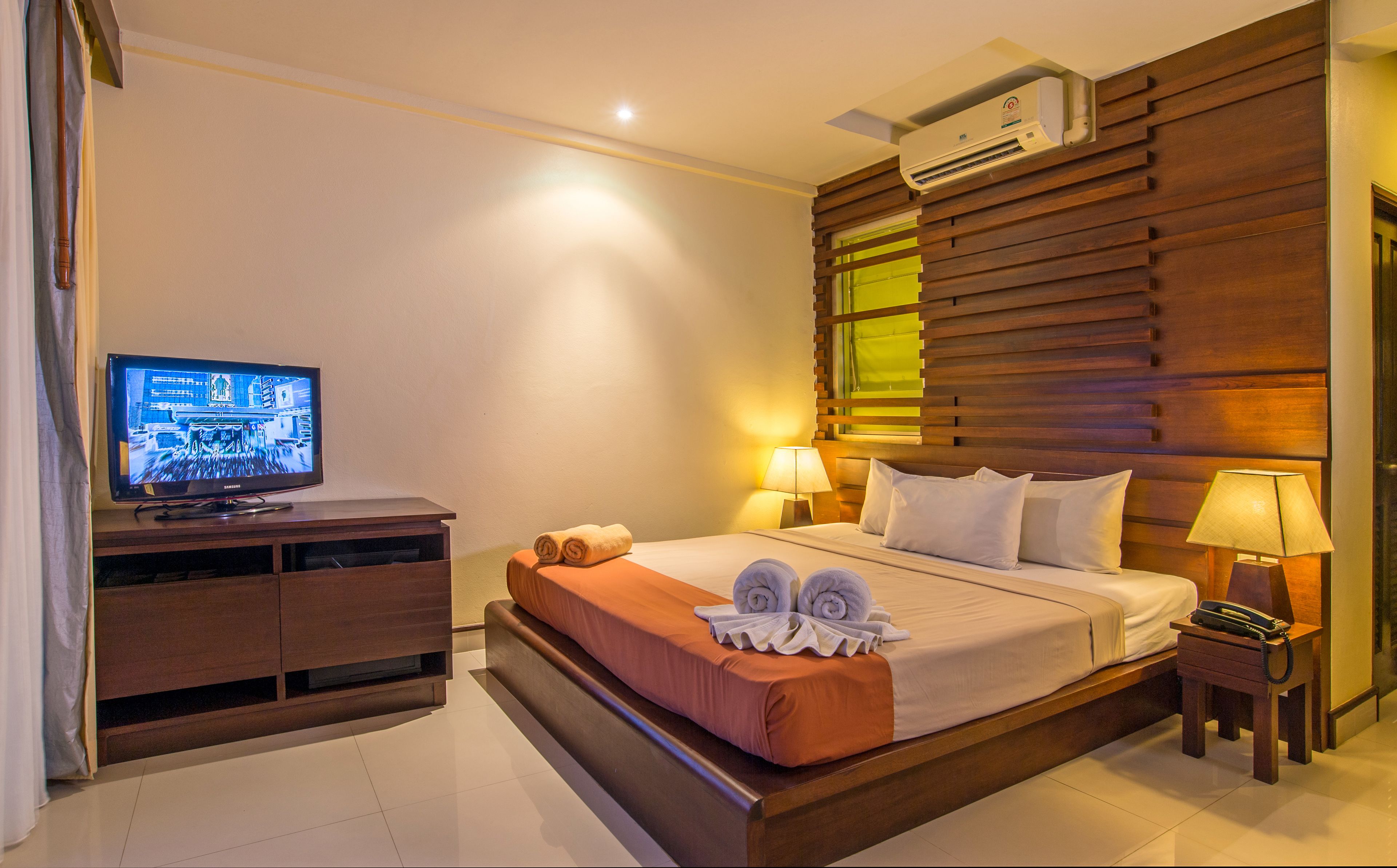 Lanta Pura Beach Resort