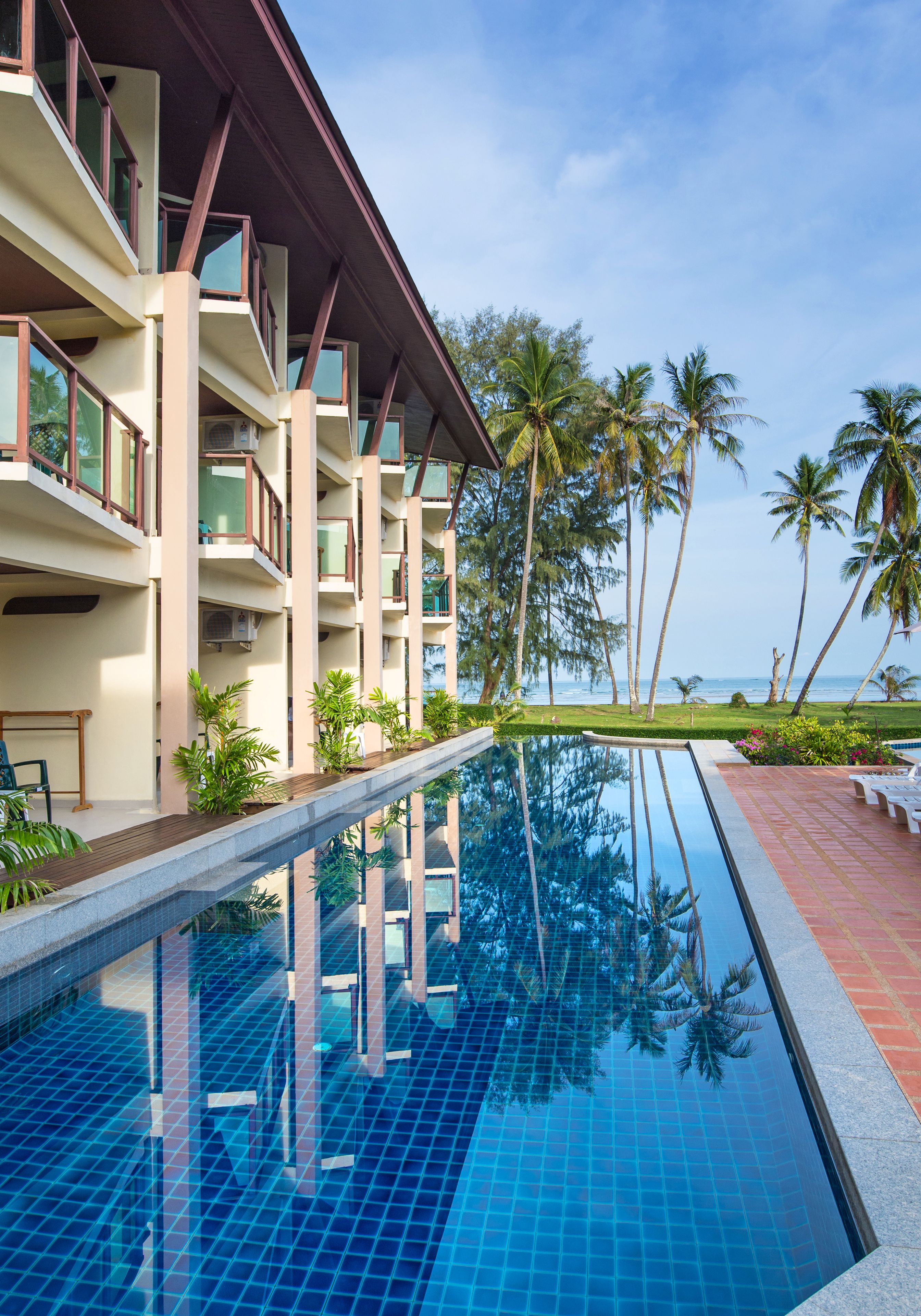 Lanta Pura Beach Resort