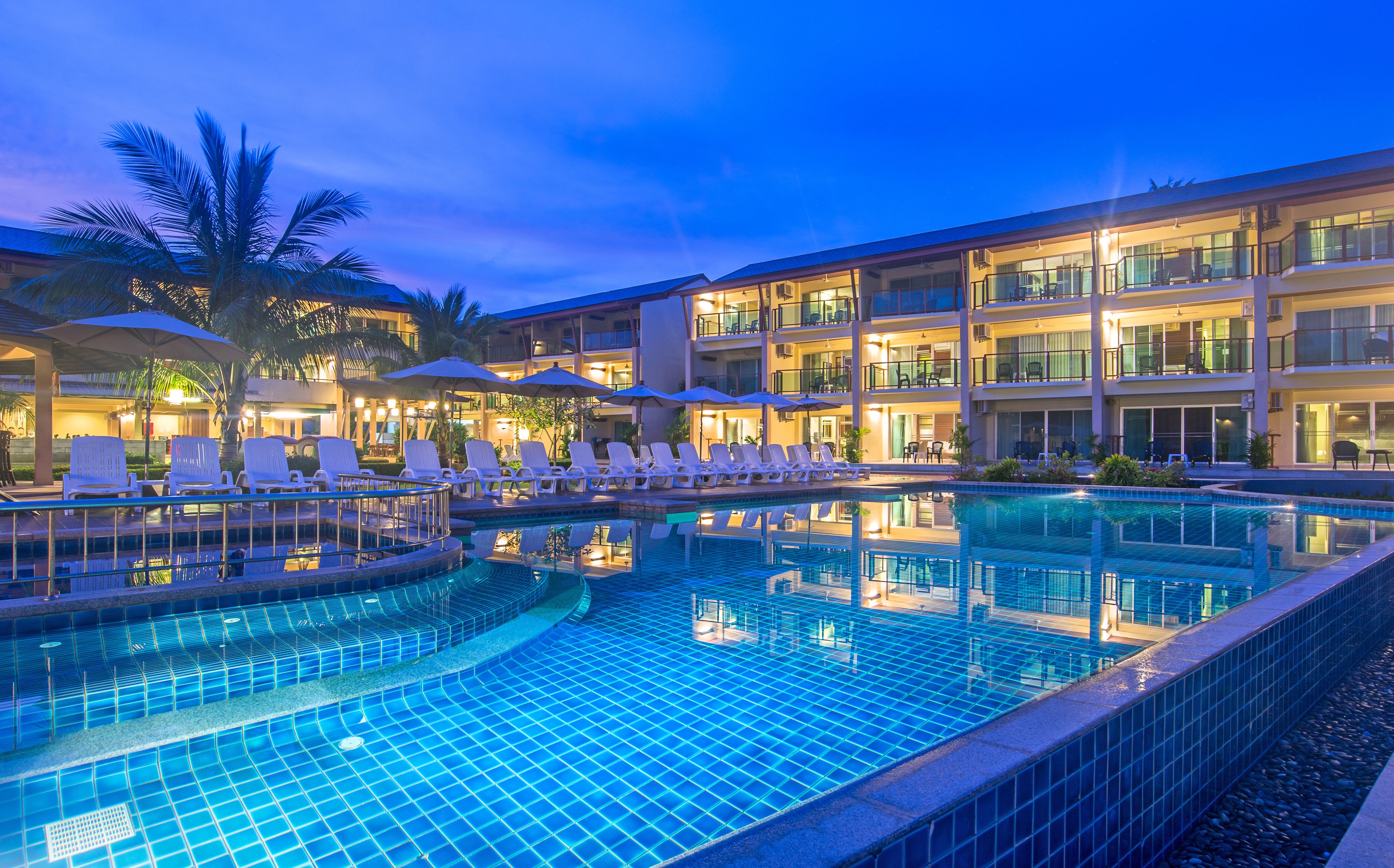 Lanta Pura Beach Resort