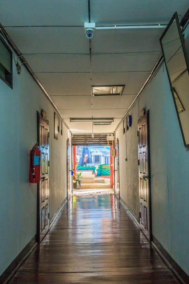 Mitkhoonyoum Hotel