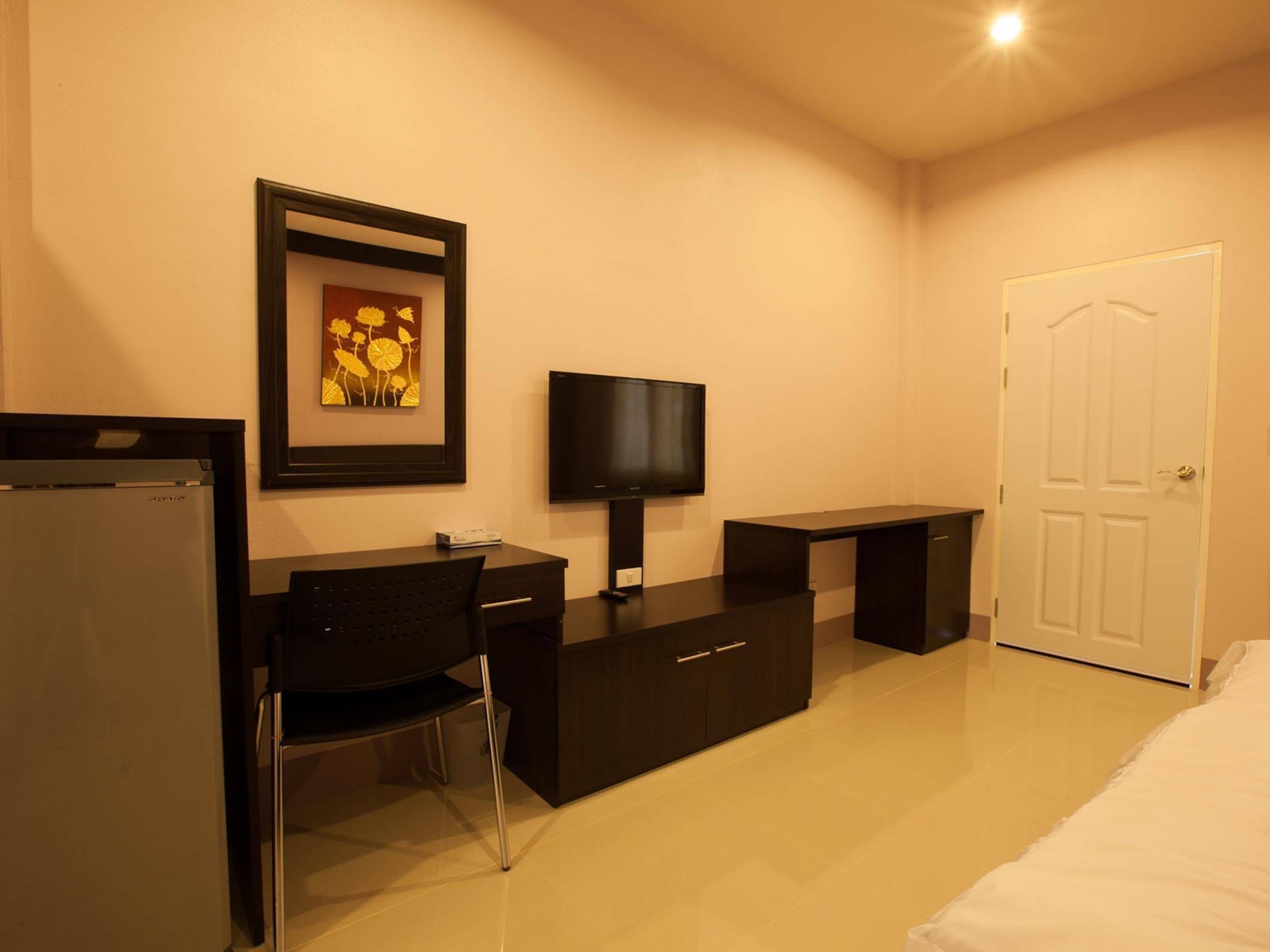 Chiangkham Grand Villa