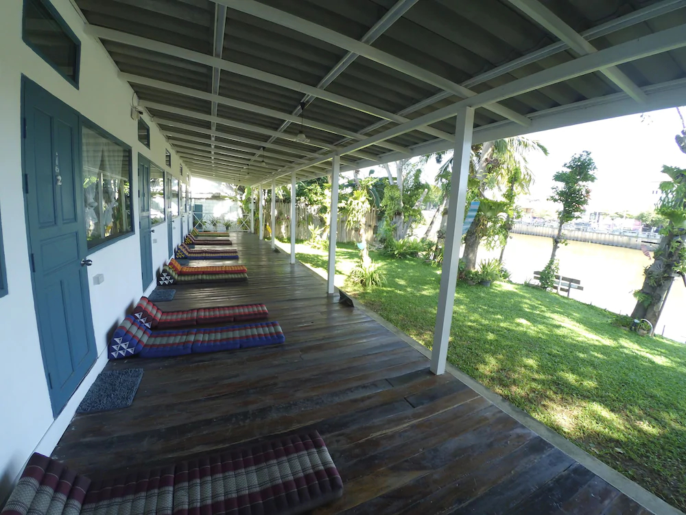 Ban Narai River Guesthouse