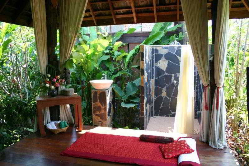 Ban Sabai Village Resort & Spa