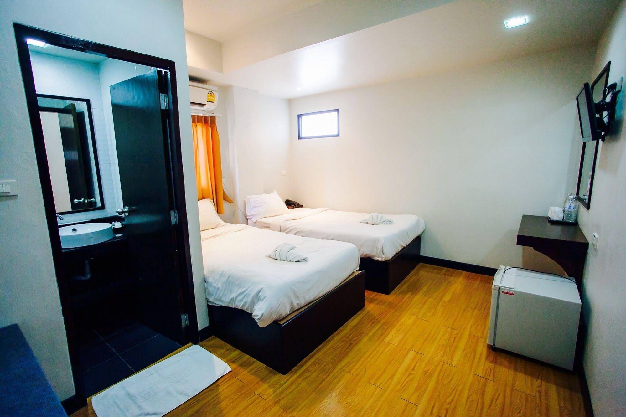 Basic Line Hotel at Loikroh