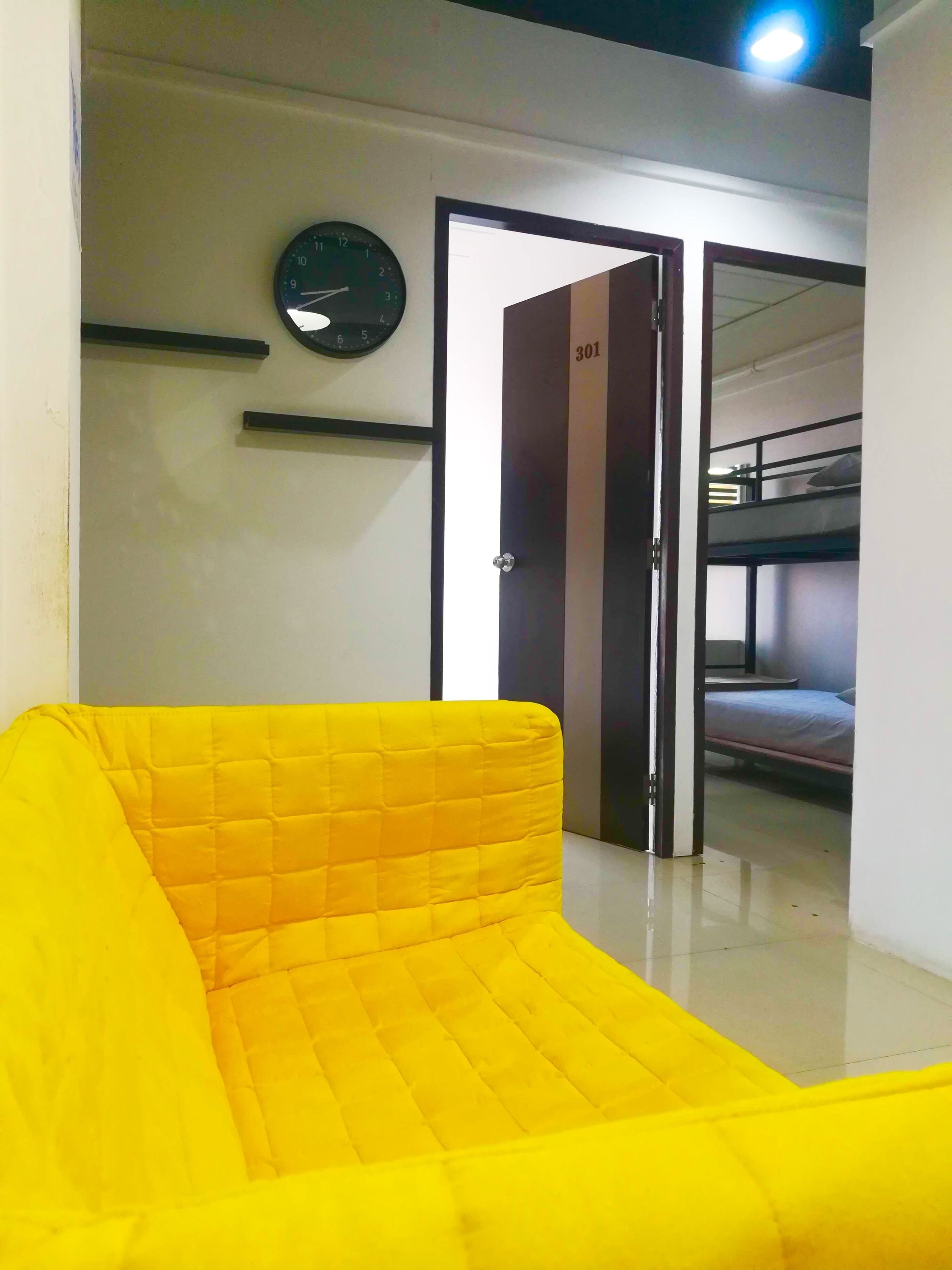 BB House Budget & Boutique